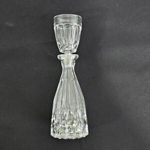 Elegant Crystal Glass Decanter